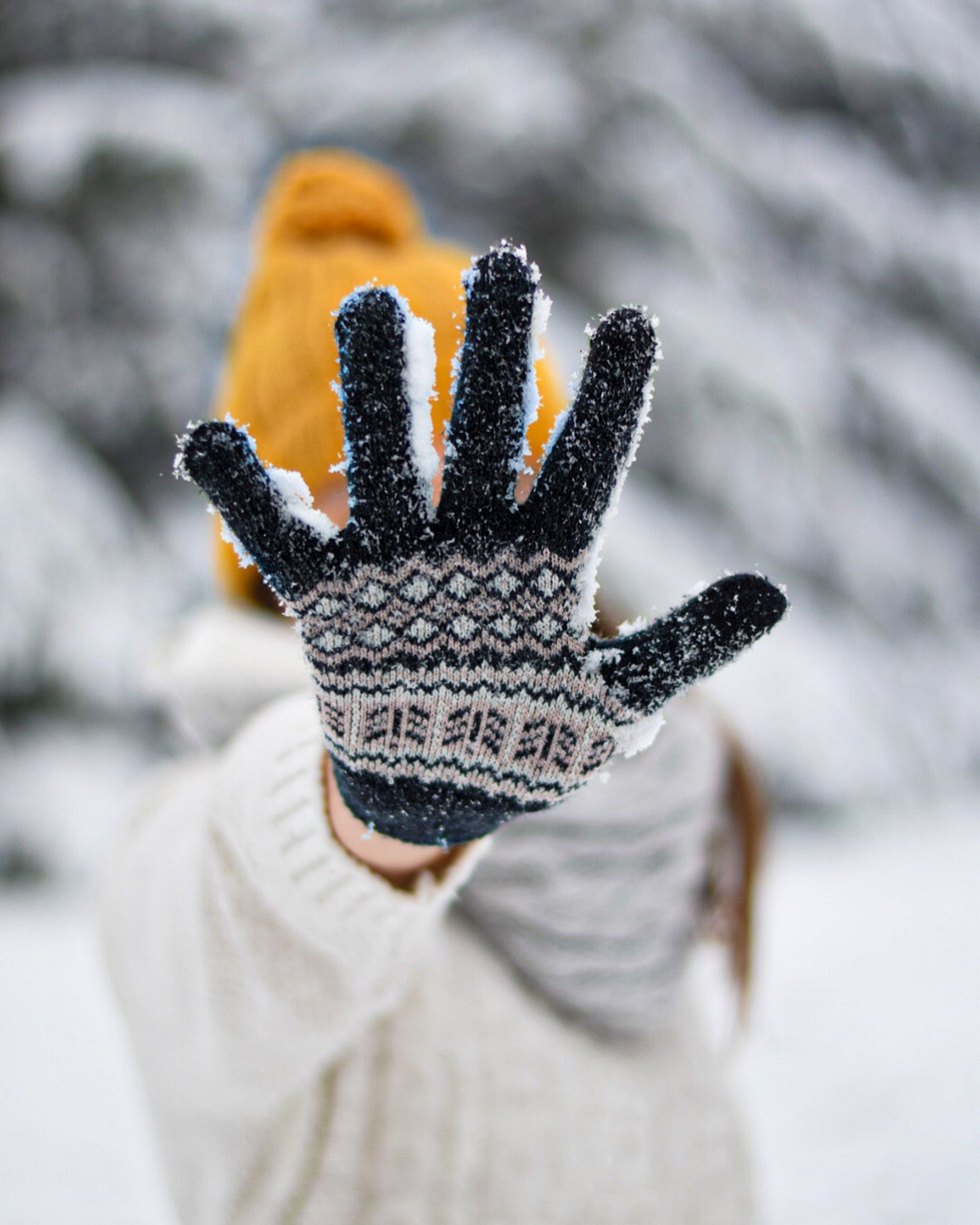 Best heated gloves online